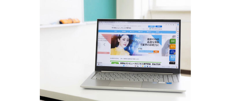 ノートパソコン画像